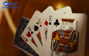 Cách chơi bài Phỏm – Bí kíp đánh đâu thắng đó cùng F8BET